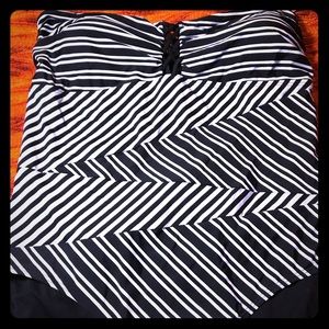 ❤️Swim sexy❤️ Size 22  black and white